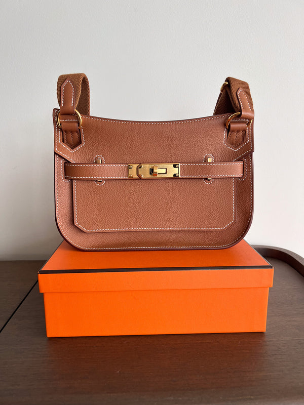 Hermès Mini Evelyne 16 Leather Bag Etoupe Clemence Gold Hardware – The  Luxury Shopper