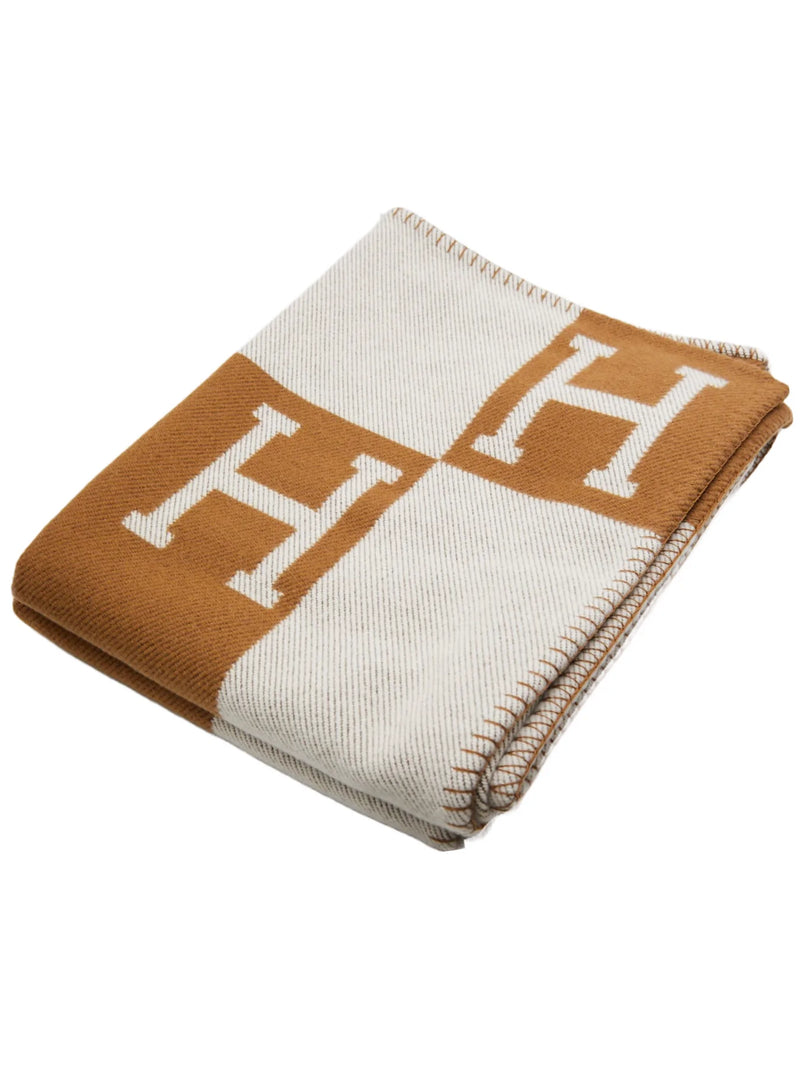 Hermès Avalon Throw Blanket (Ecru/Camel)