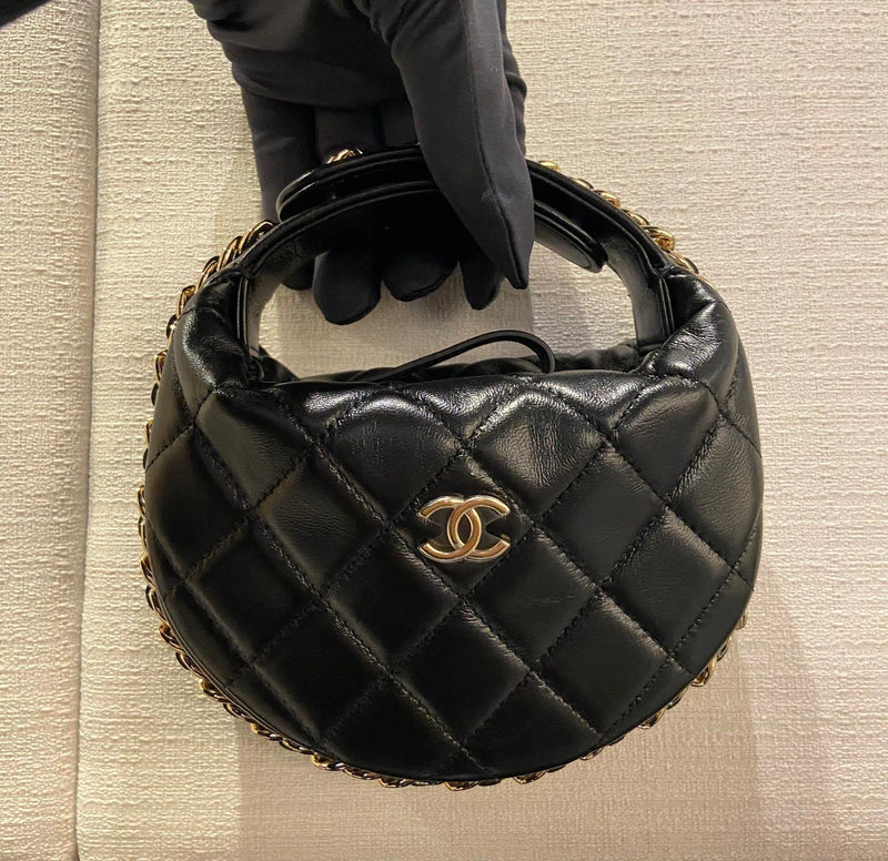 Chanel Pouch Lambskin GHW (Black) – The Luxury Shopper