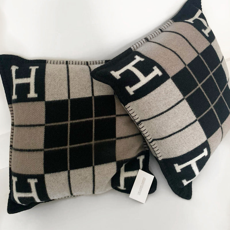 Hermès Avalon Pillow (Ecru & Black)