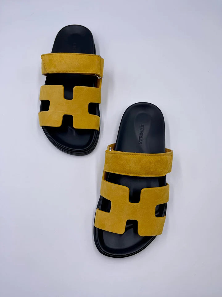 Hermès Chypre Sandals (Jaune Mimosa)