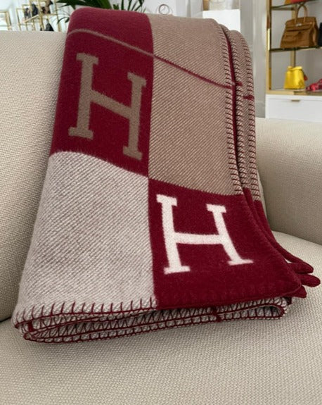 Hermès Avalon III Throw Blanket (Rouge H & Ecru)