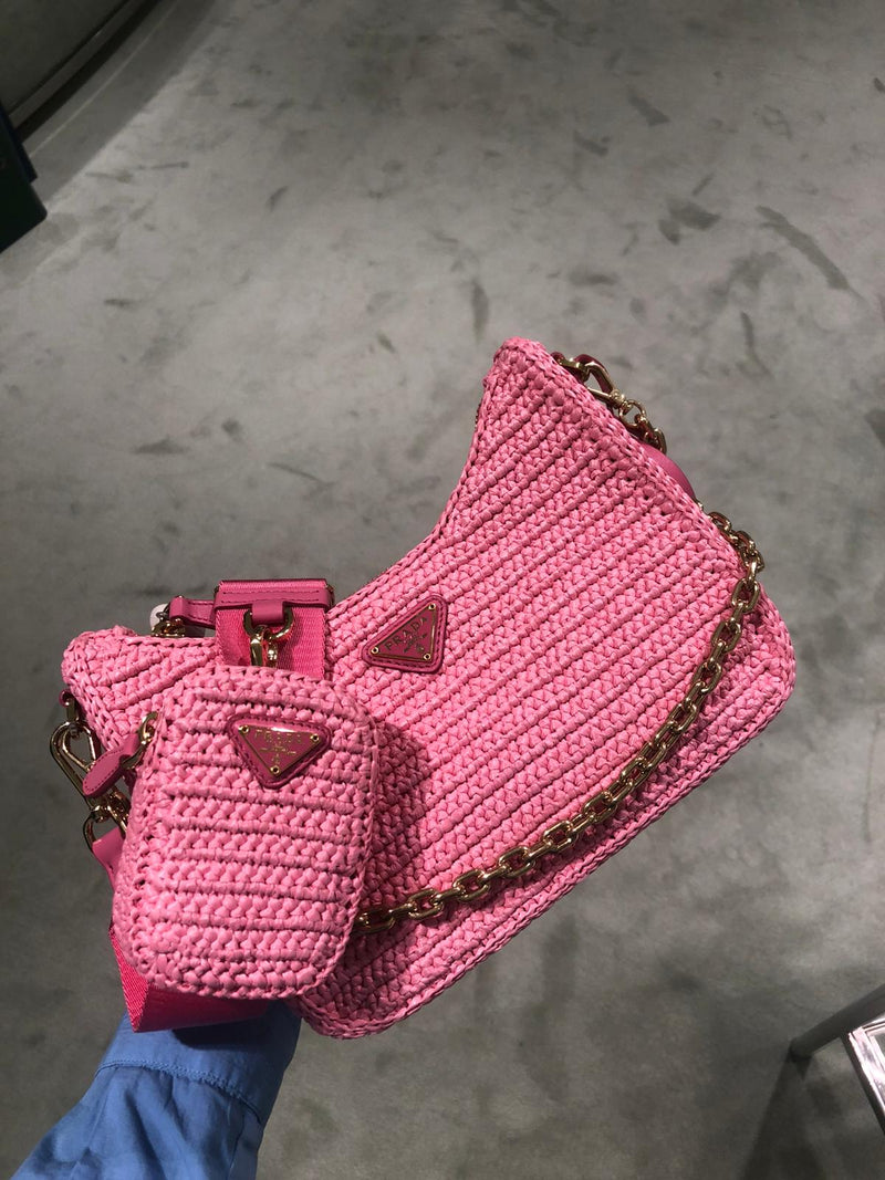 Prada Re-Edition 2005 Raffia Bag (Pink)