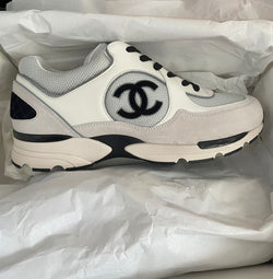 Chanel CC Logo Sneaker White/Black/Grey (2022)