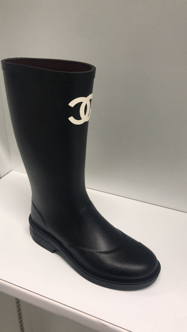 Chanel High Boots (Black)