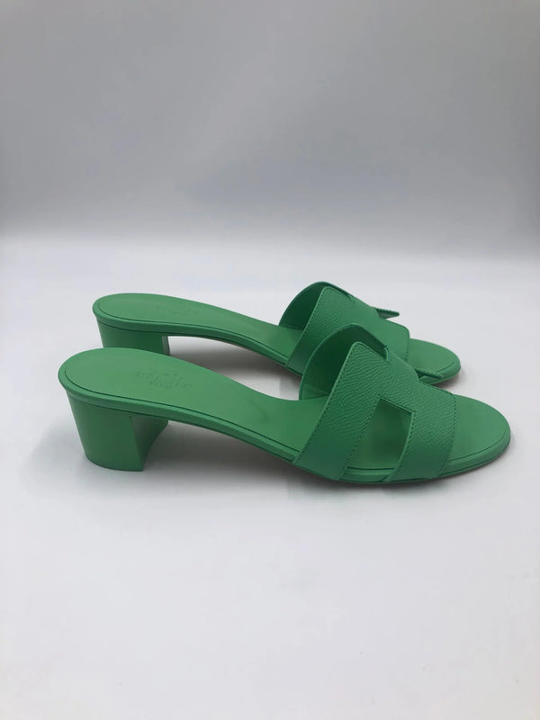 Hermès Oasis Leather Sandals (Vert Pomme)